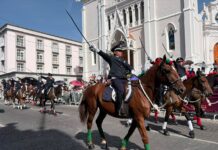 Decenas de xalapeños presenciaron desfile cívico-militar en Xalapa