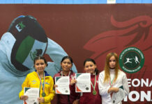 Refrenda Rosa María compromiso con el deporte tras histórica actuación de esgrimistas de la ciudad de Veracruz