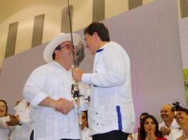 El dedo de Adanely en la llaga de Héctor / Armando Villegas