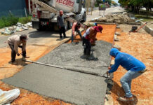 Ayuntamiento intensifica mantenimiento de canales a cielo abierto en Coatzacoalcos