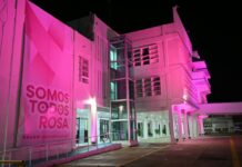 Ilumina Gobierno de Coatzacoalcos de rosa espacios públicos por el Mes de Sensibilización sobre el Cáncer de Mama