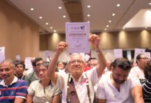Justicia social: 535 trabajadores y pensionados de Veracruz dejan atrás sus créditos de vivienda