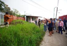 En las zonas damnificadas por las lluvias, autoridades municipales atienden a las familias
