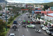 Padres de familia protestan por acoso escolar en primaria de Xalapa