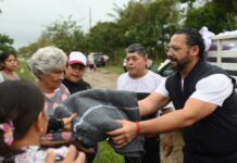 Mantiene Pedro Miguel Rosaldo apoyo a familias afectadas por frentes fríos; continúan entregas de alimentos