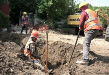 Atiende Rosa María rezago de más de 40 años con obras de drenaje y pavimentación en colonia Dos Caminos